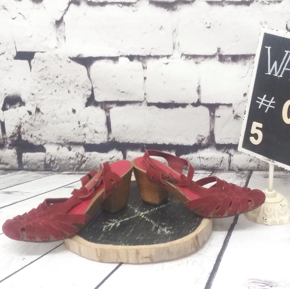 Violis Clog Sandals sz. 8 - Picture 3 of 3